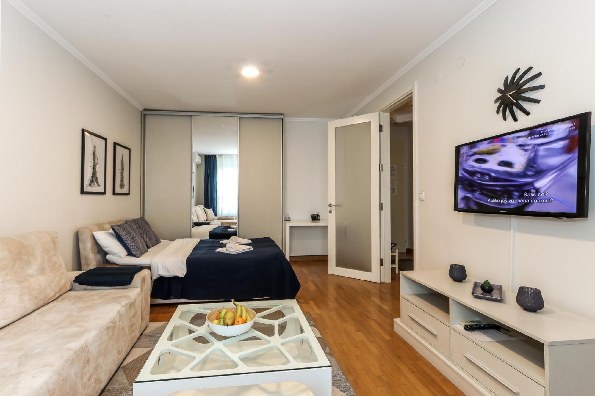 New Belgrade Apartments, Parking 5 Eur Per Day Экстерьер фото