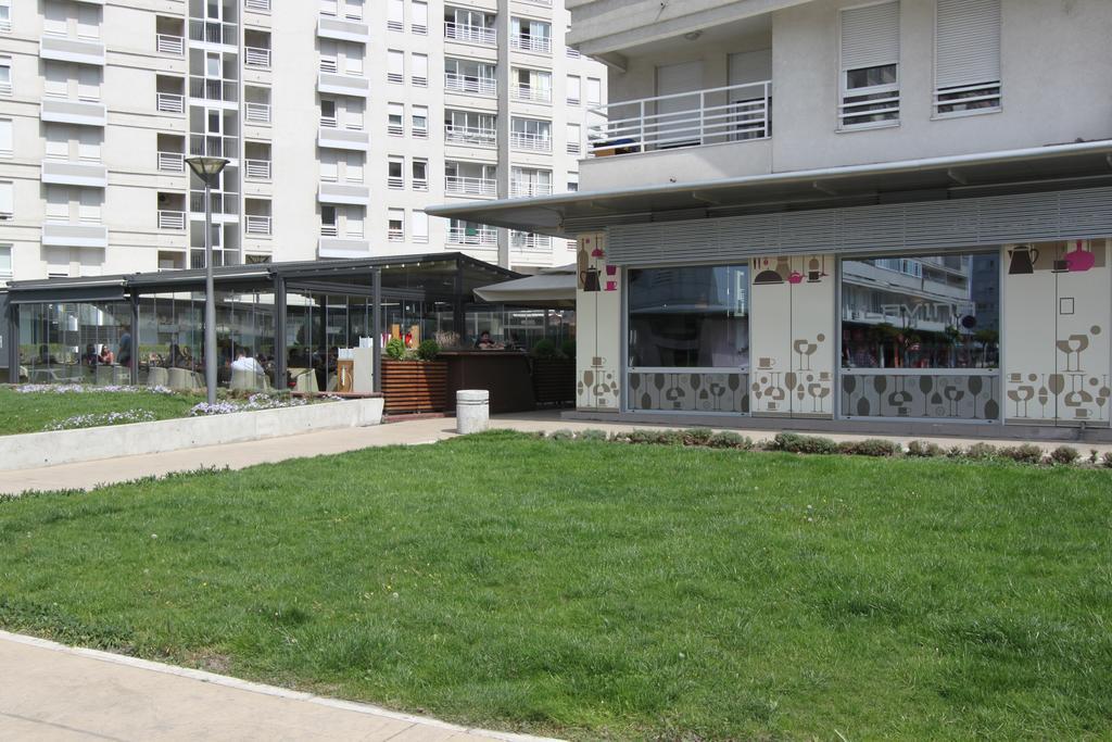 New Belgrade Apartments, Parking 5 Eur Per Day Экстерьер фото