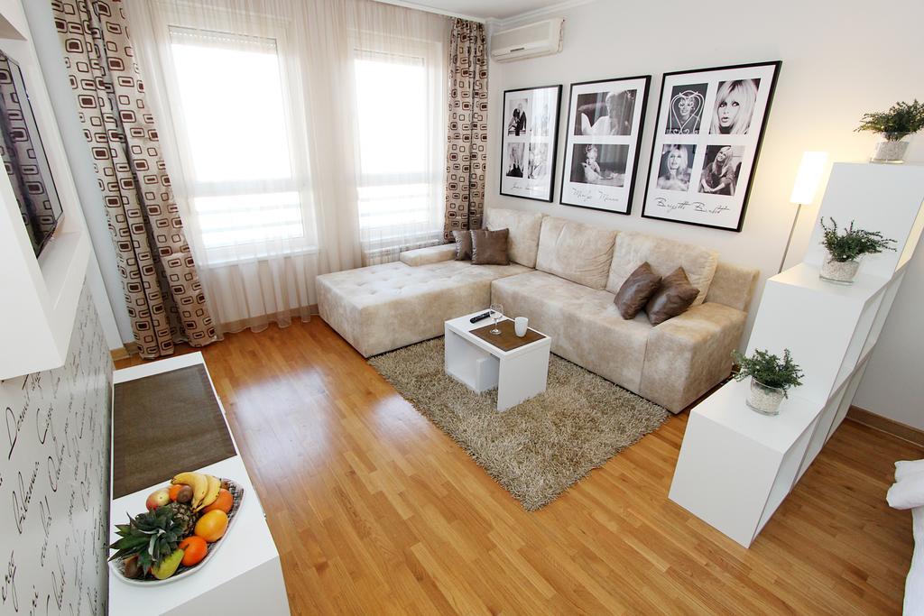 New Belgrade Apartments, Parking 5 Eur Per Day Экстерьер фото
